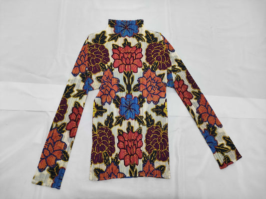 ISSEY MIYAKE Pleats Please Floral Print Top