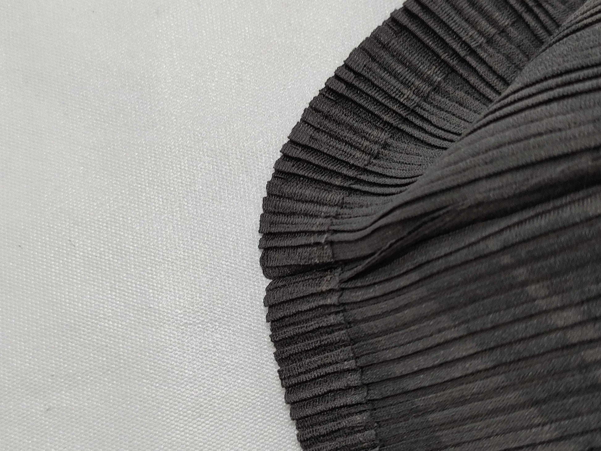 ISSEY MIYAKE Pleats Please Patterned High Neck Monotone Top