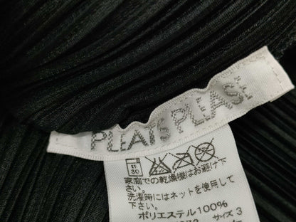 ISSEY MIYAKE Pleats Please Punching Ribbon Motif Top