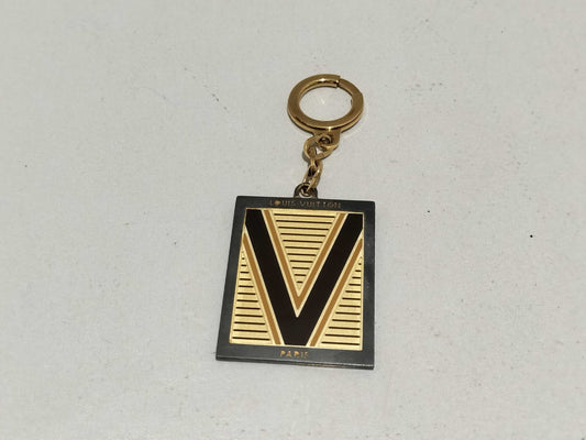 LOUIS VUITTON M65365/Keychain/Charm/Porte-Clés V Rouge Key Case/Keychain