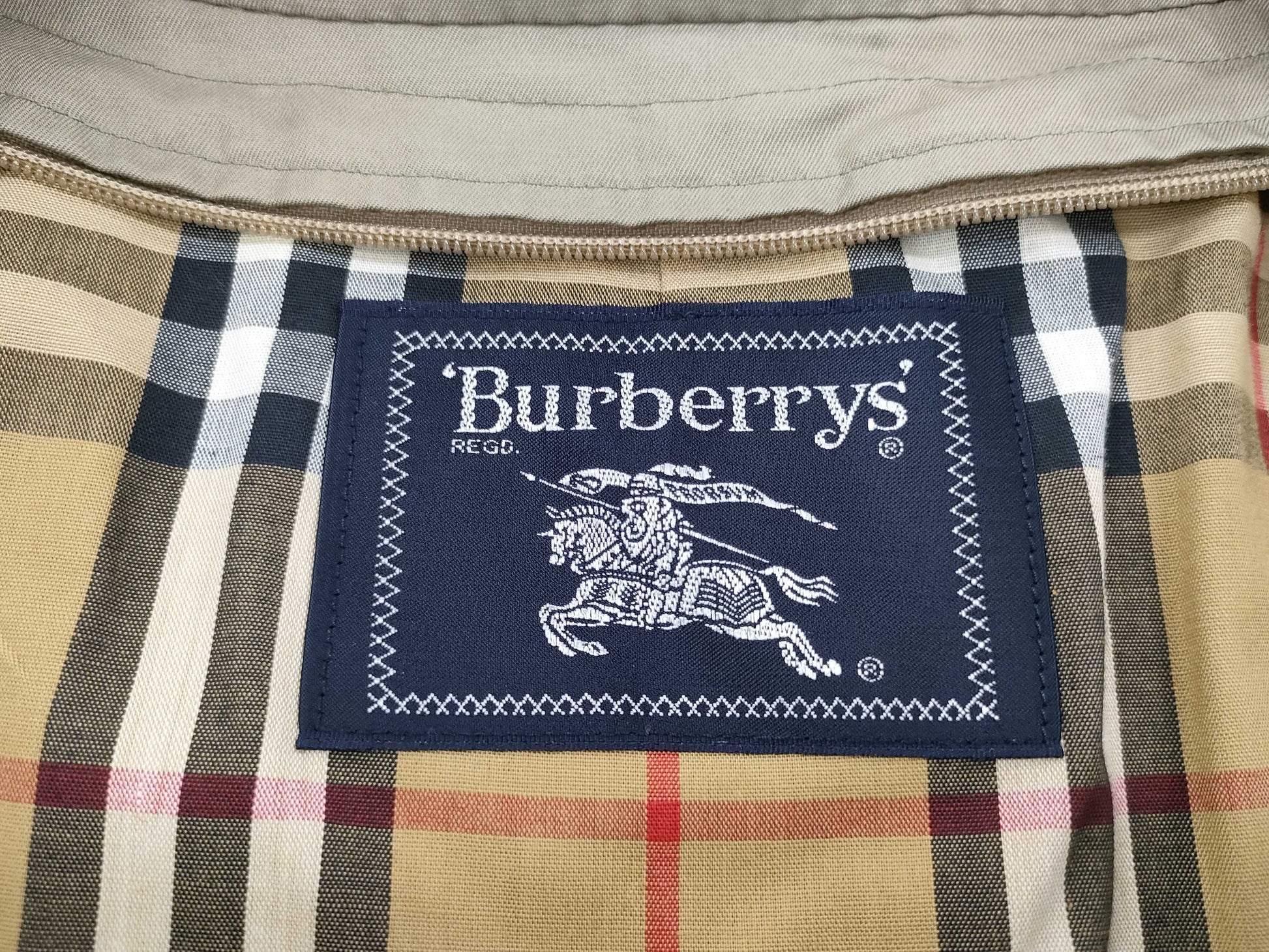 BURBERRY Trench Coat with Check Lining