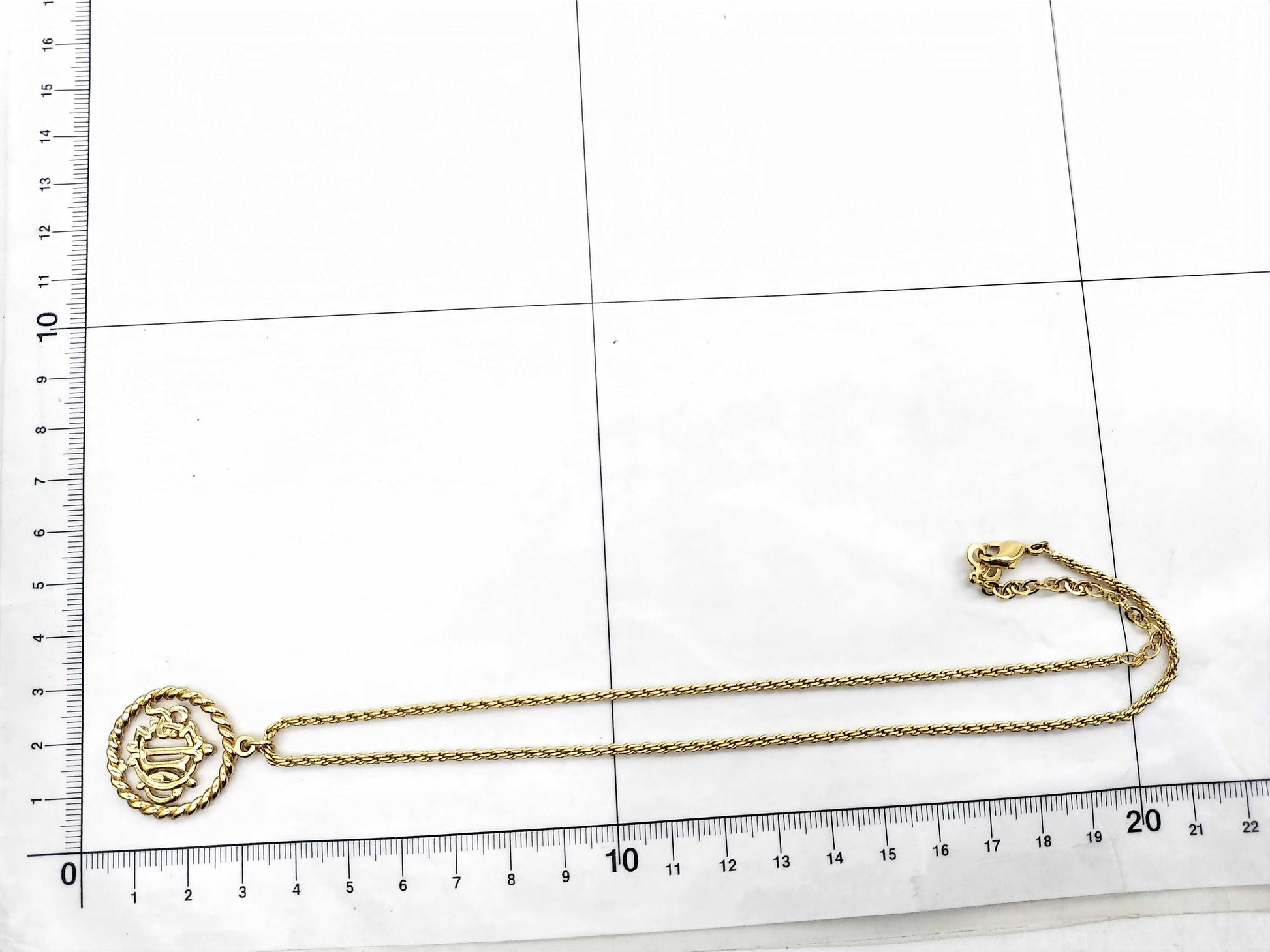 Dior logo necklace necklace