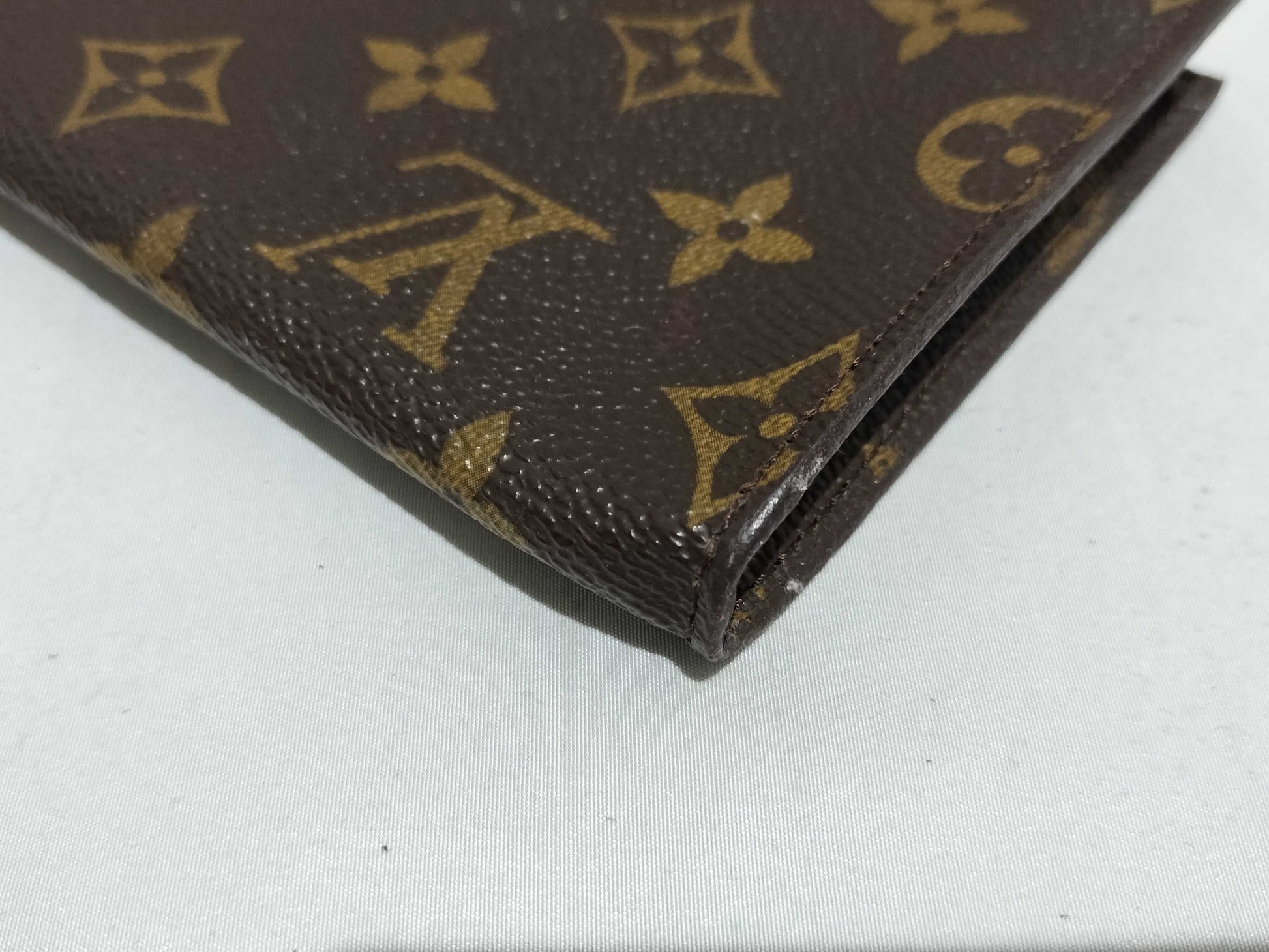 LOUIS VUITTON Monogram Bucket Pouch Pouch