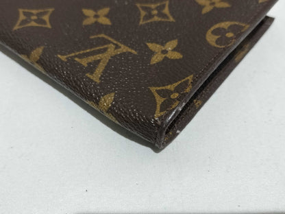LOUIS VUITTON Monogram Bucket Pouch Pouch