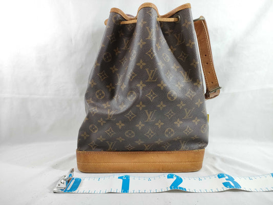 LOUIS VUITTON Monogram M42224 Noe Shoulder Bag