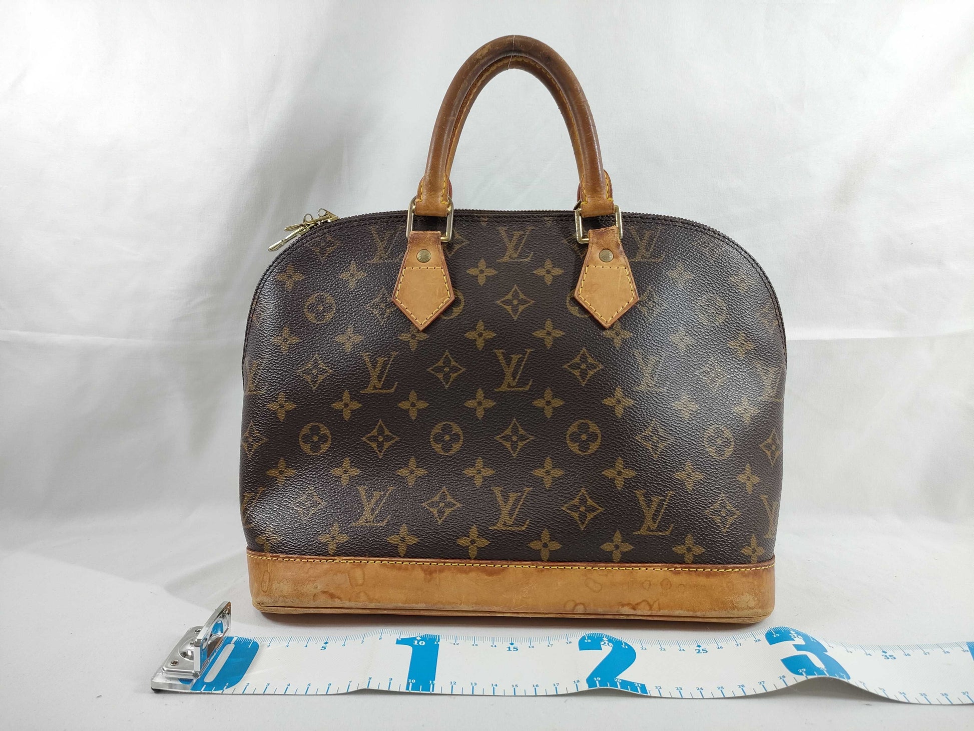 LOUIS VUITTON Monogram M51130 Alma Handbag