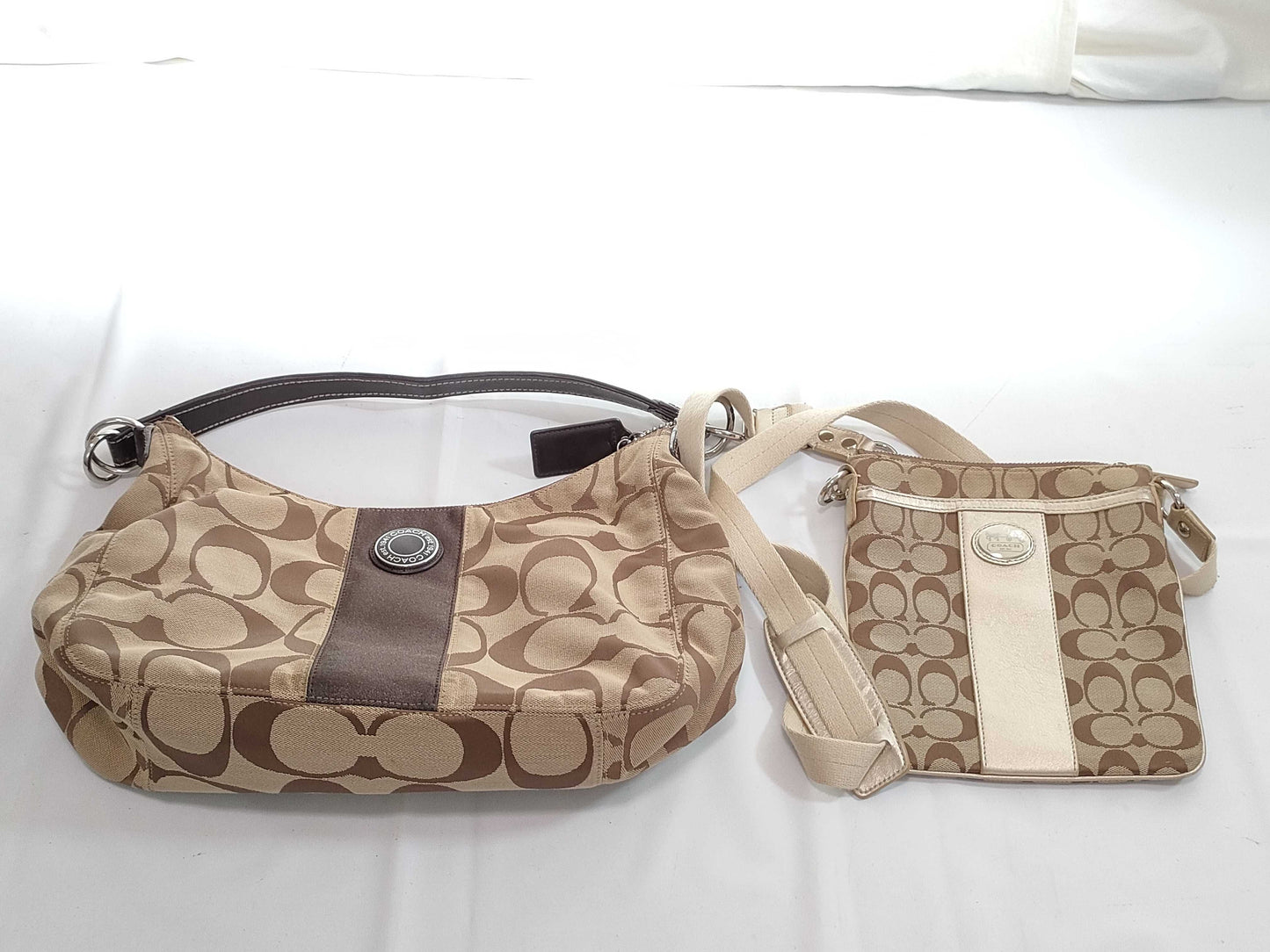 COACH Signature Signature Bag Shoulder Bag