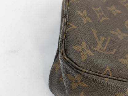 LOUIS VUITTON Monogram M47524 True Toilet 23 Pouch
