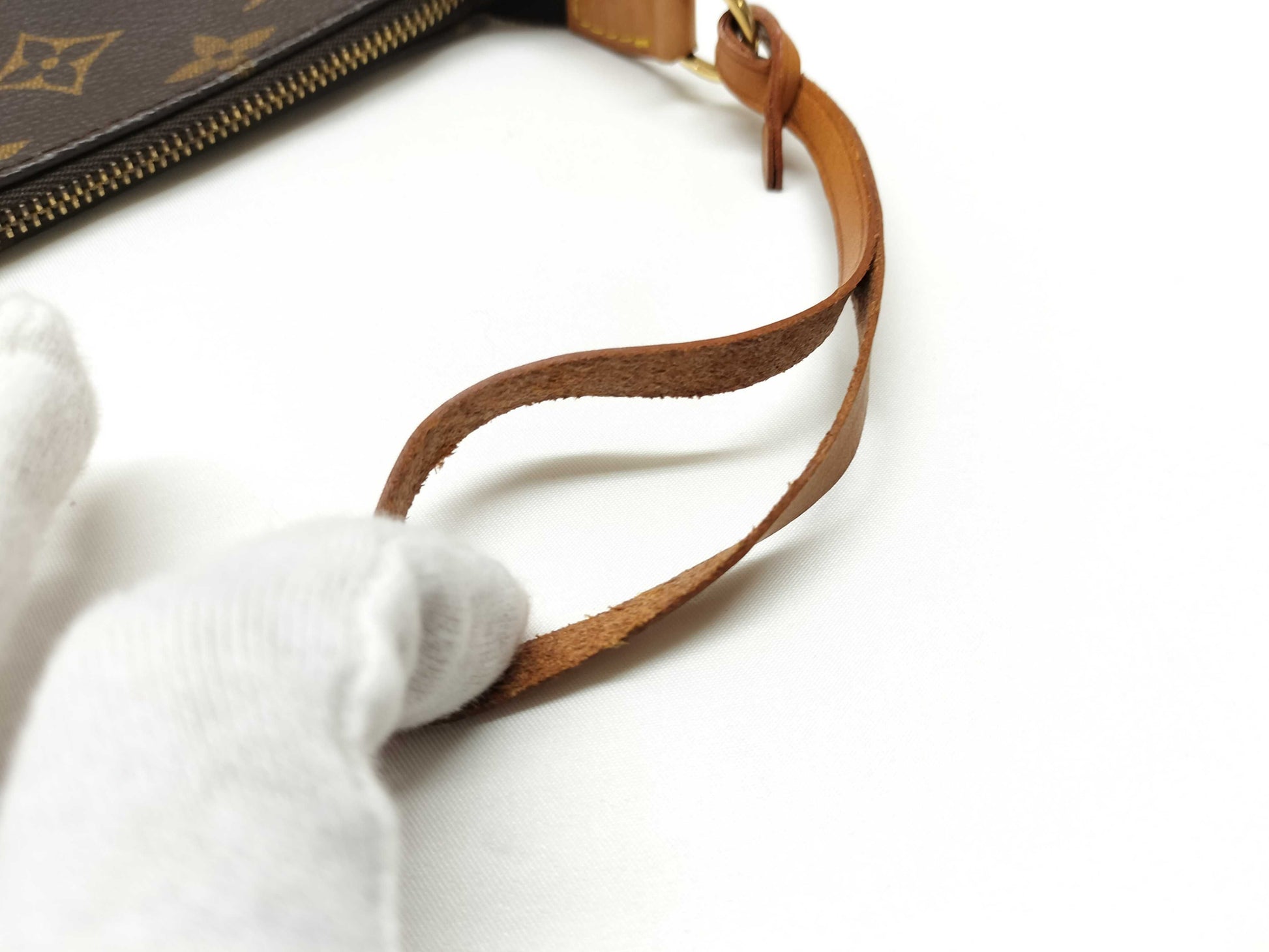 LOUIS VUITTON Monogram Monogram M51980 Pochette Accessoires Handbag