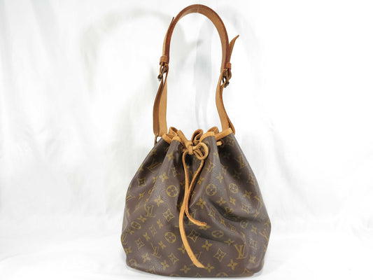 LOUIS VUITTON Monogram M42224 Noe Shoulder Bag