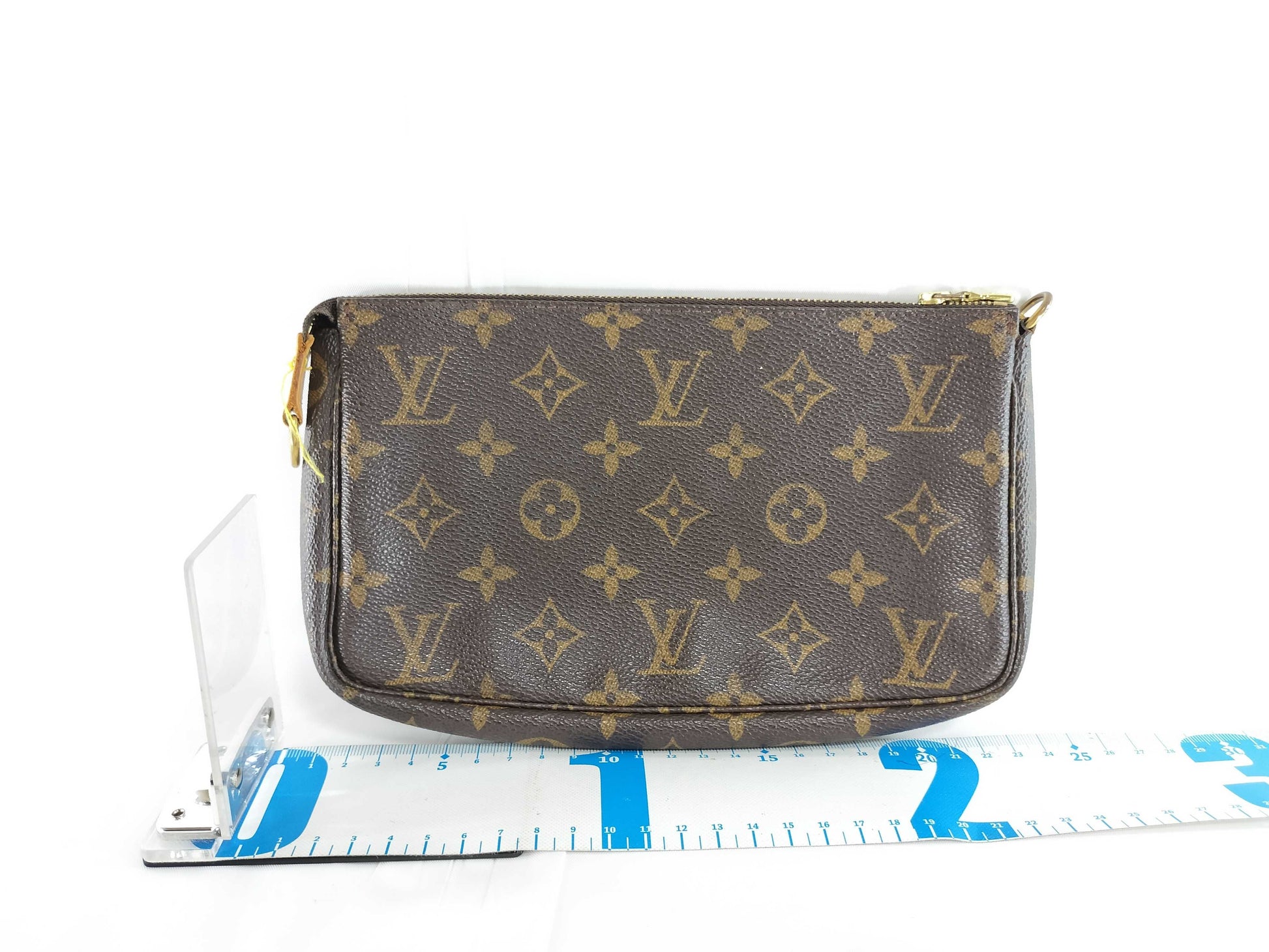 LOUIS VUITTON Monogram M40712 Pochette Accessoires Pouch