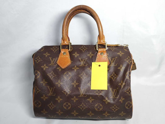 LOUIS VUITTON Monogram Speedy 25 Handbag