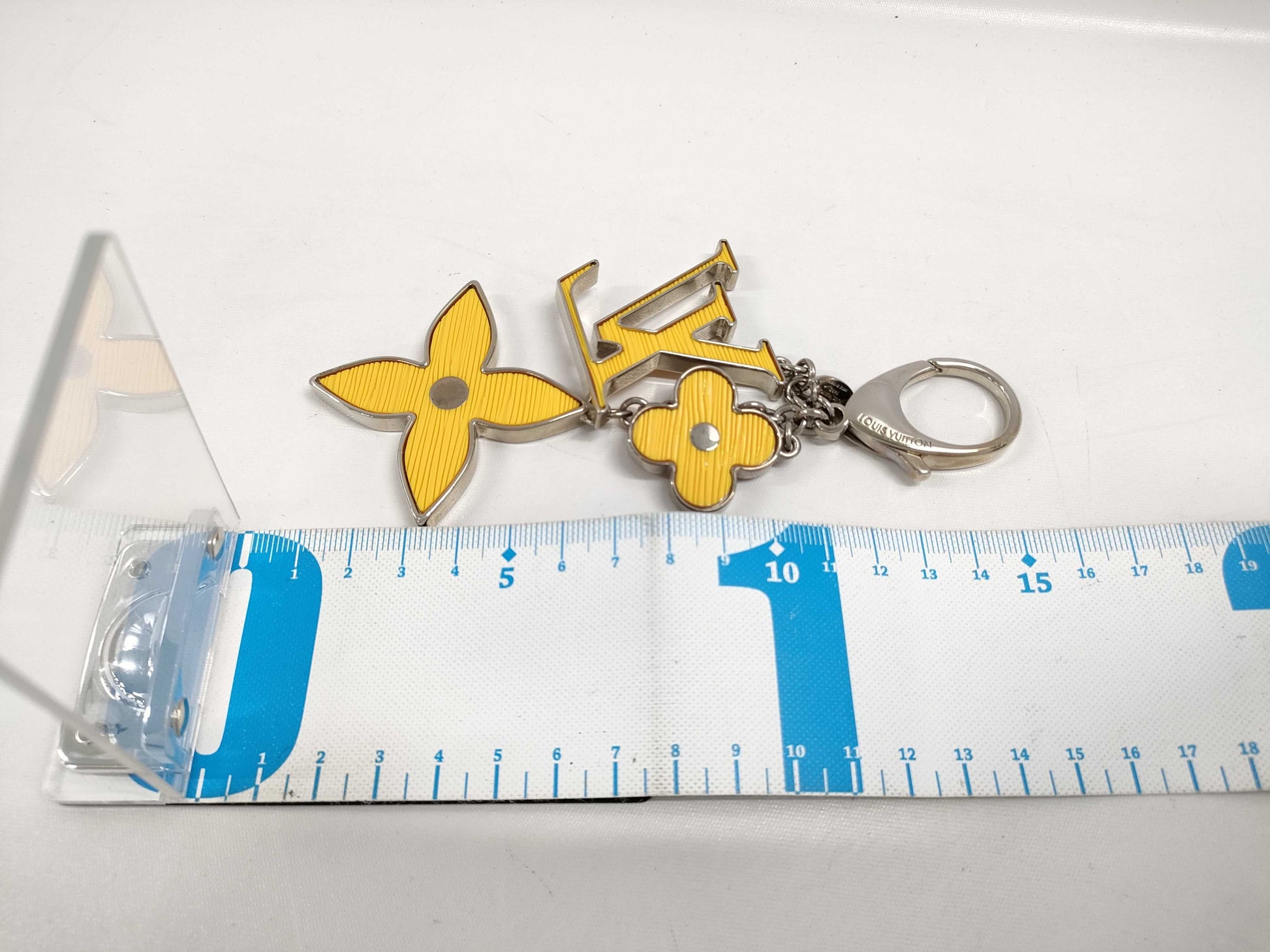 LOUIS VUITTON M66887 Bijoux Sac Fleur d'Epi Charm Other Accessories