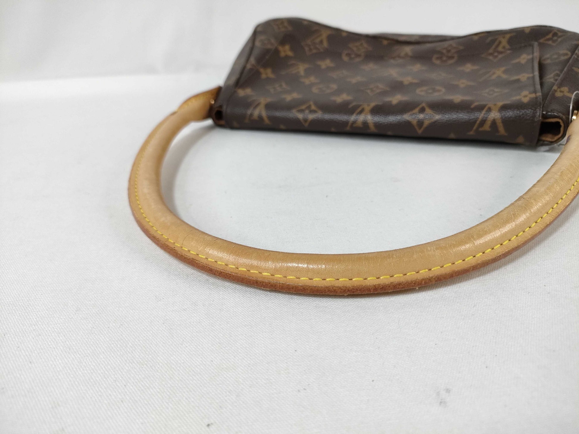 LOUIS VUITTON Monogram M51147 Mini Looping Handbag