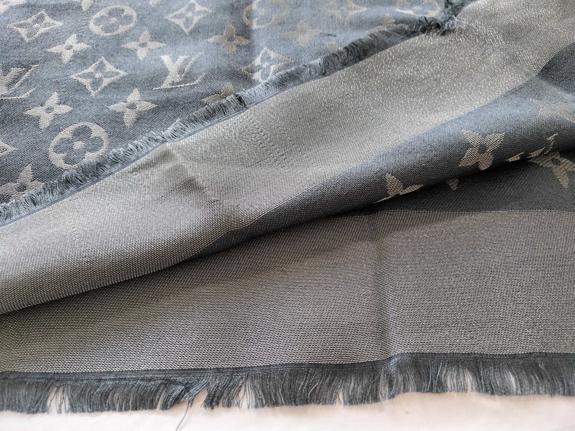 LOUIS VUITTON Monogram Monogram Large Scarf Scarf