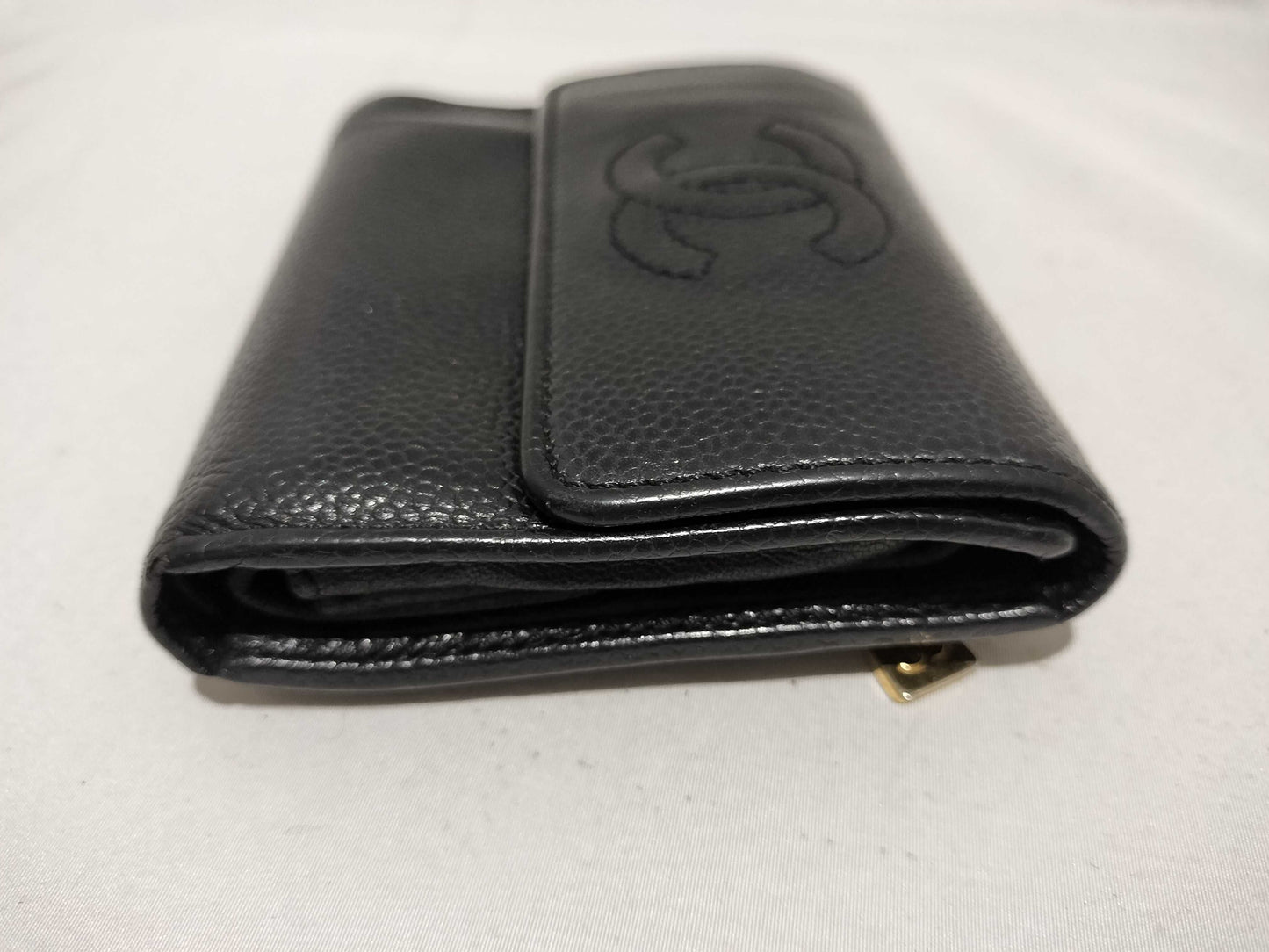 CHANEL Caviar Tri-fold Wallet