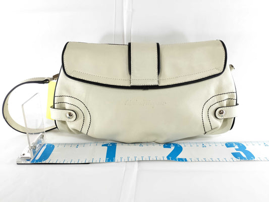 Salvatore Ferragamo Gancini One-Shoulder Bag Shoulder Bag