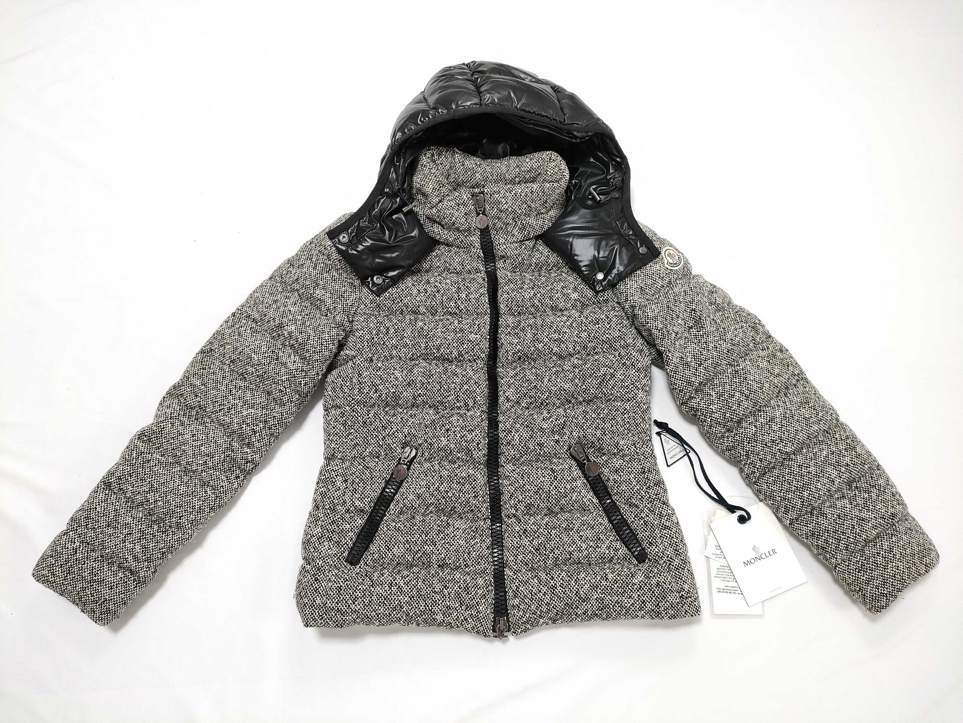 MONCLER ASTERE GIUBBOTTO Down Jacket
