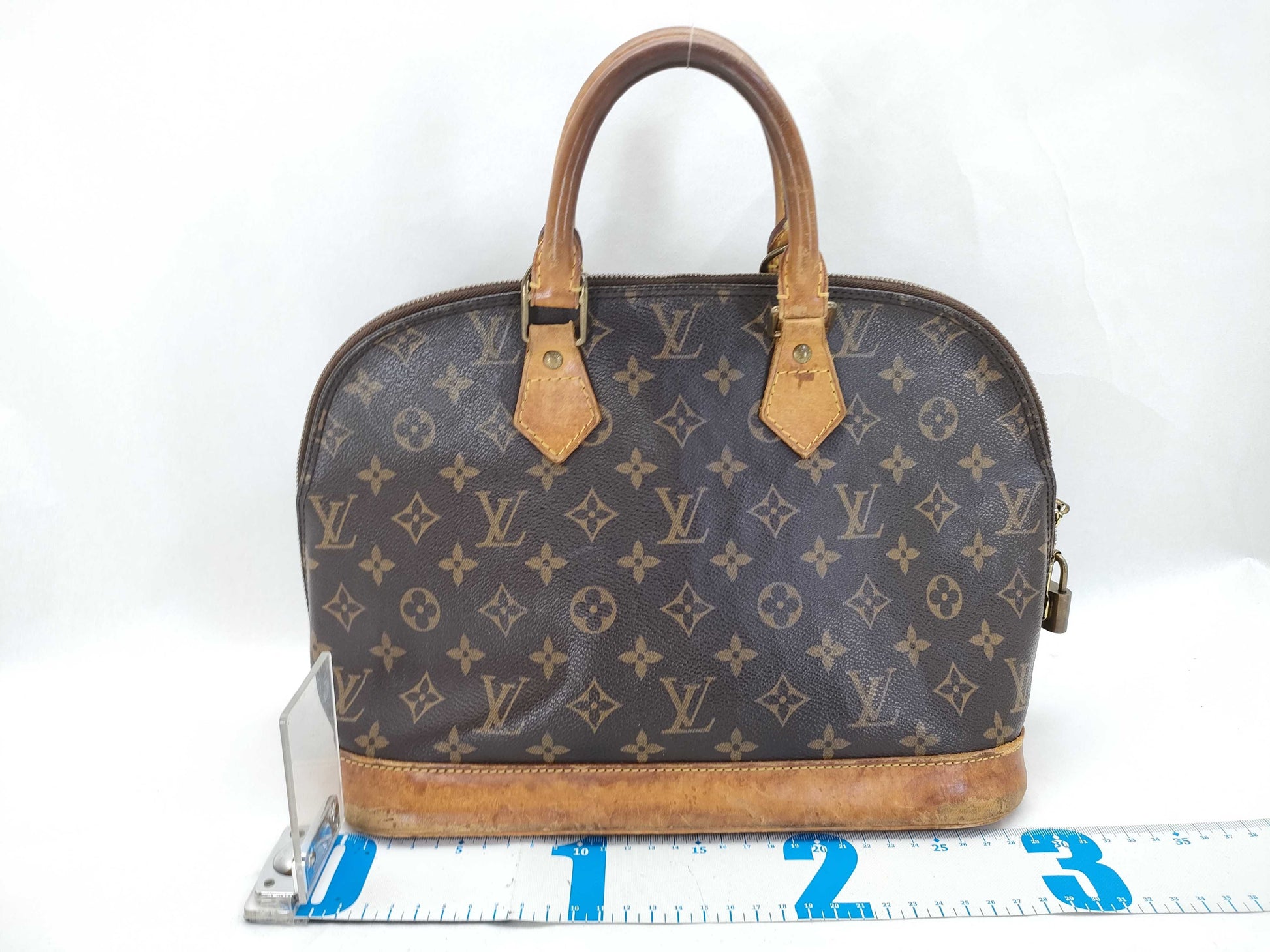 LOUIS VUITTON Monogram M51130 Alma Handbag