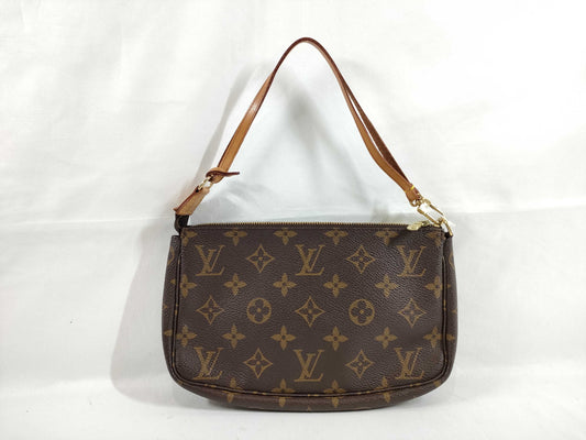 LOUIS VUITTON Monogram M40712 Pochette Accessoires Handbag
