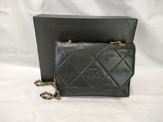 CHANEL Lambskin Vintage Chain Shoulder Bag