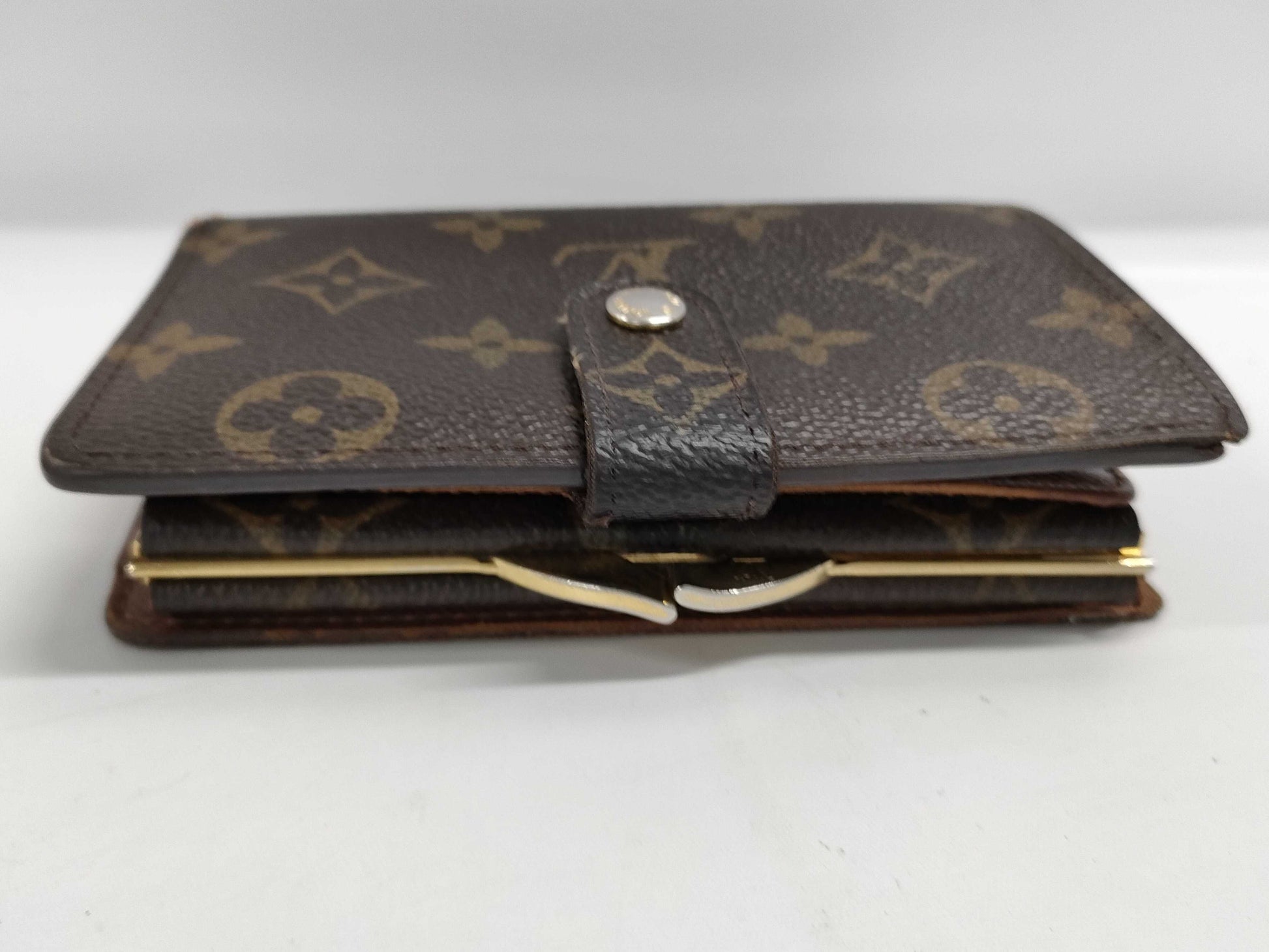 LOUIS VUITTON Monogram Clasp Wallet
