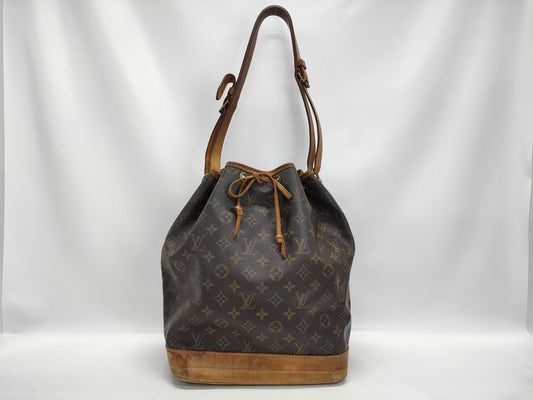 LOUIS VUITTON Monogram M42224 Noe Shoulder Bag