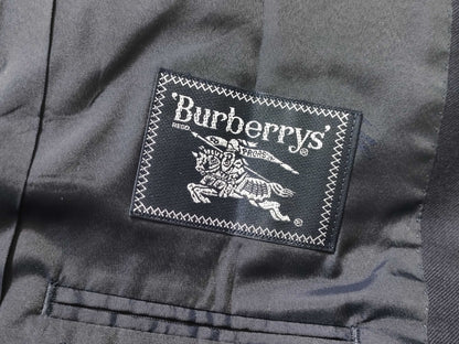 BURBERRY Suits and other apparel