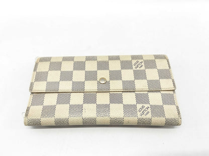 LOUIS VUITTON Azur Portefeuille International Wallet