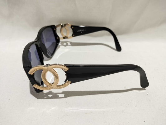  CHANEL COCO MARK COCO MARK BLACK FRAME 02461 94305 Sunglasses