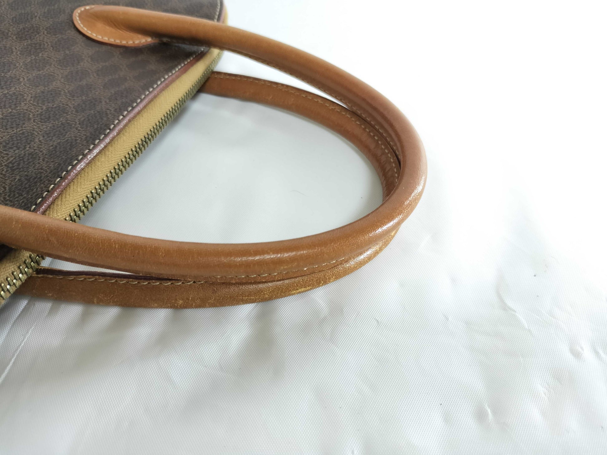 CELINE Handbag 