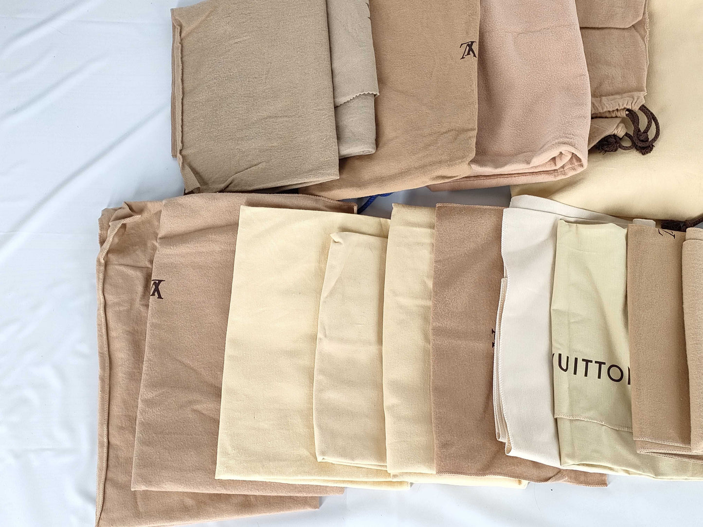 LOUIS VUITTON Large Dust Bags *Set of 20 Other Accessories