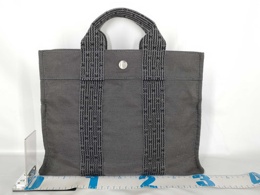 HERMES Air Line Handbag with Cadena