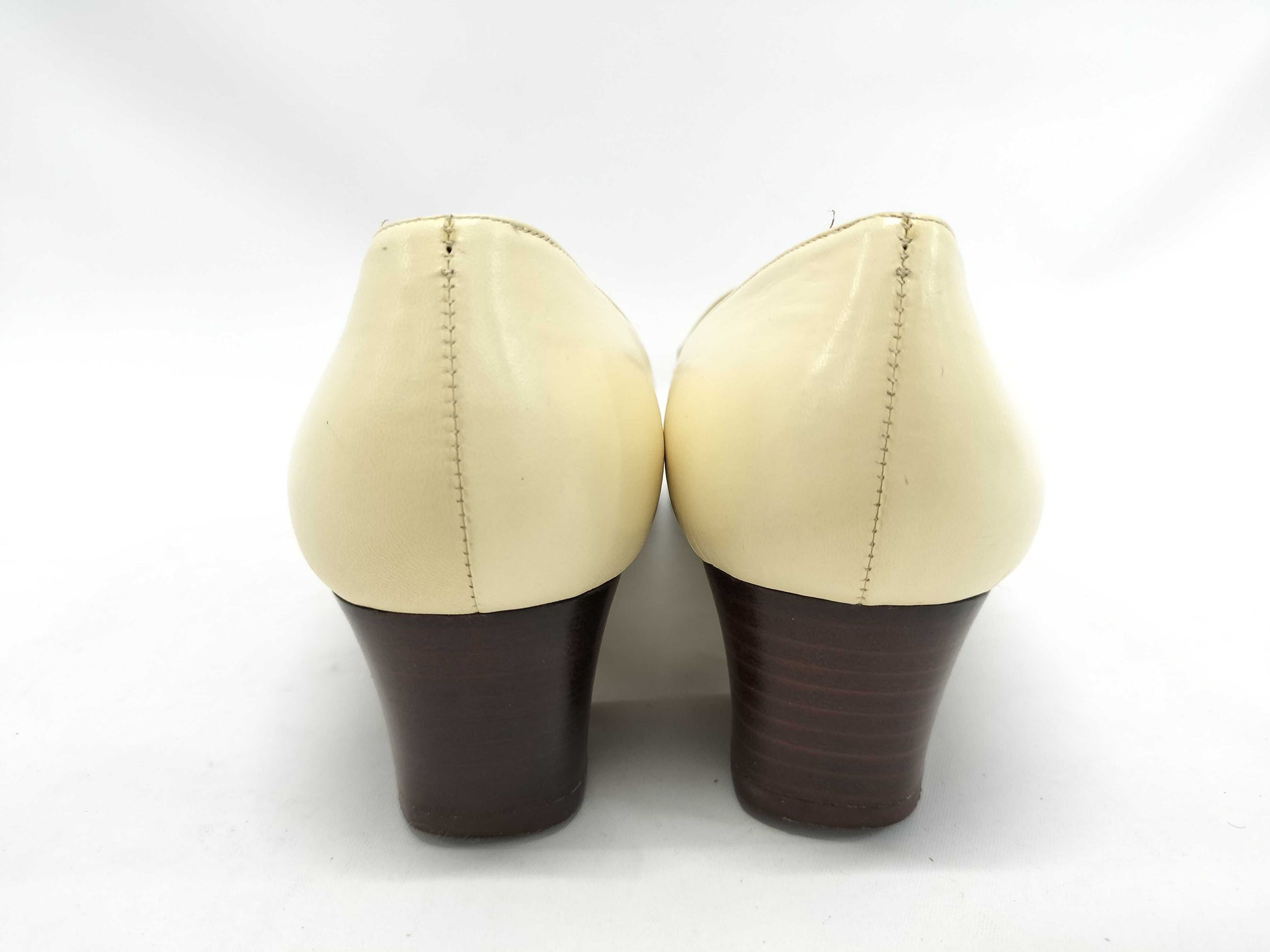 GUCCI Bamboo Loafers