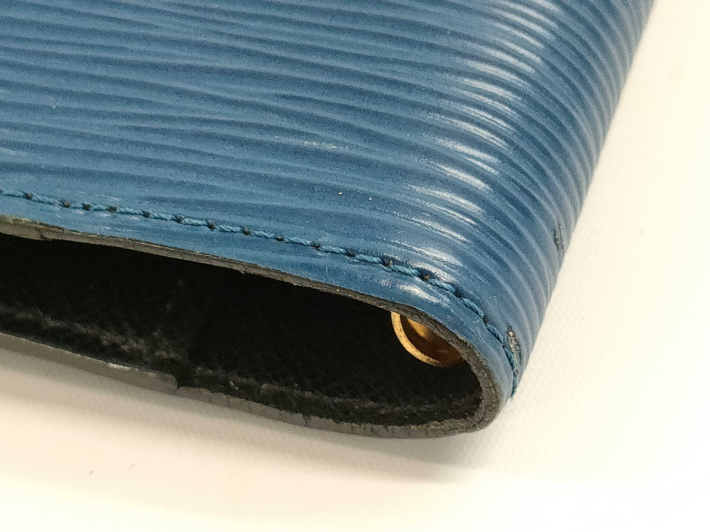 LOUIS VUITTON Epi Agenda Planner Cover