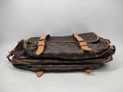 LOUIS VUITTON Monogram M42252 Saumur 43 Shoulder Bag