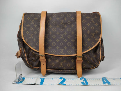 LOUIS VUITTON Monogram M42252 Saumur 43 Shoulder Bag