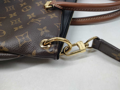 LOUIS VUITTON Monogram M41147 Pallas Handbag