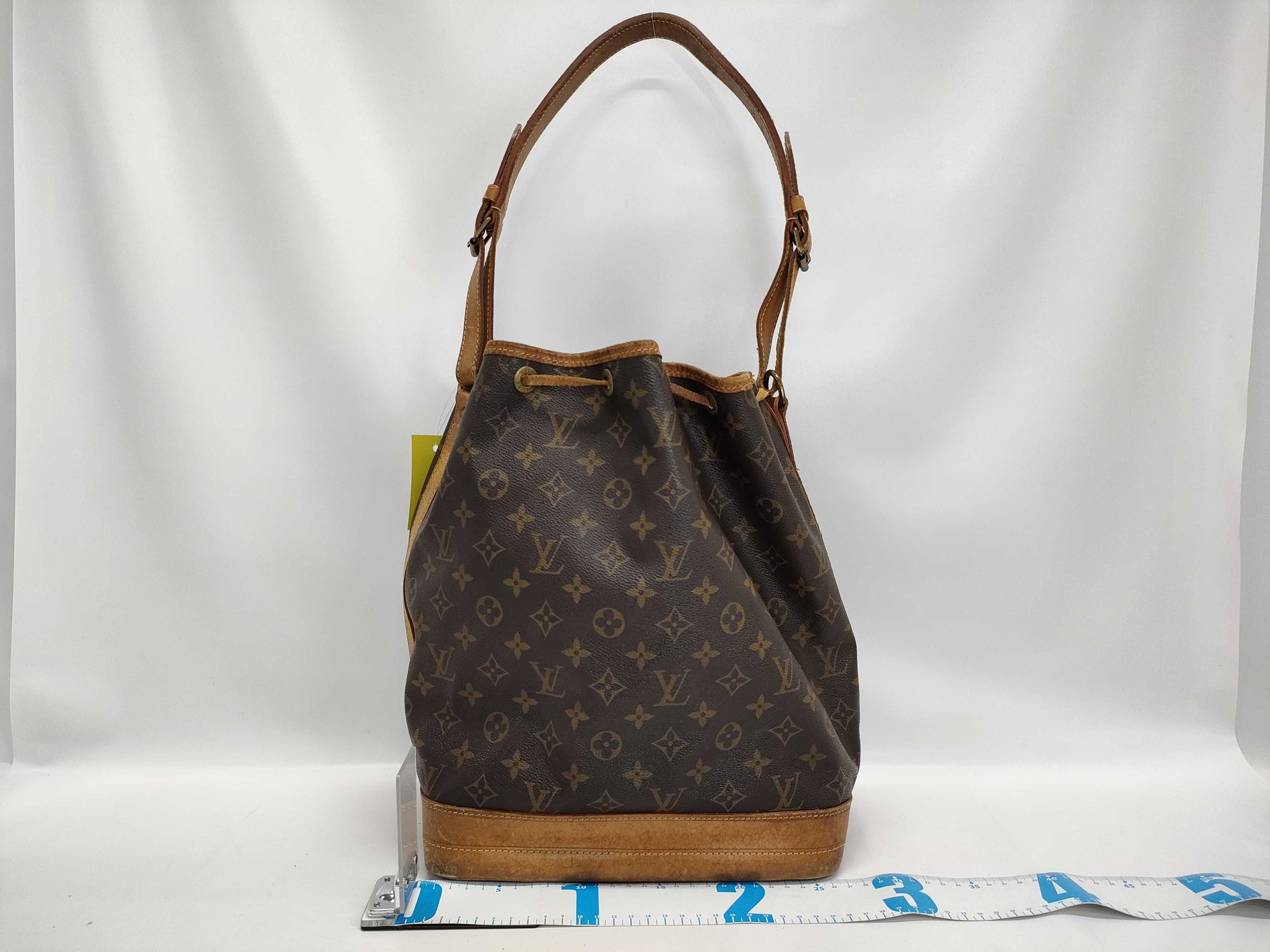 LOUIS VUITTON Monogram M42224 Noe Shoulder Bag