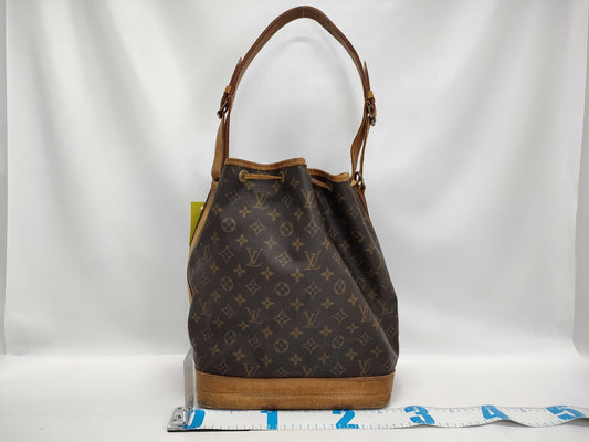 LOUIS VUITTON Monogram M42224 Noe Shoulder Bag
