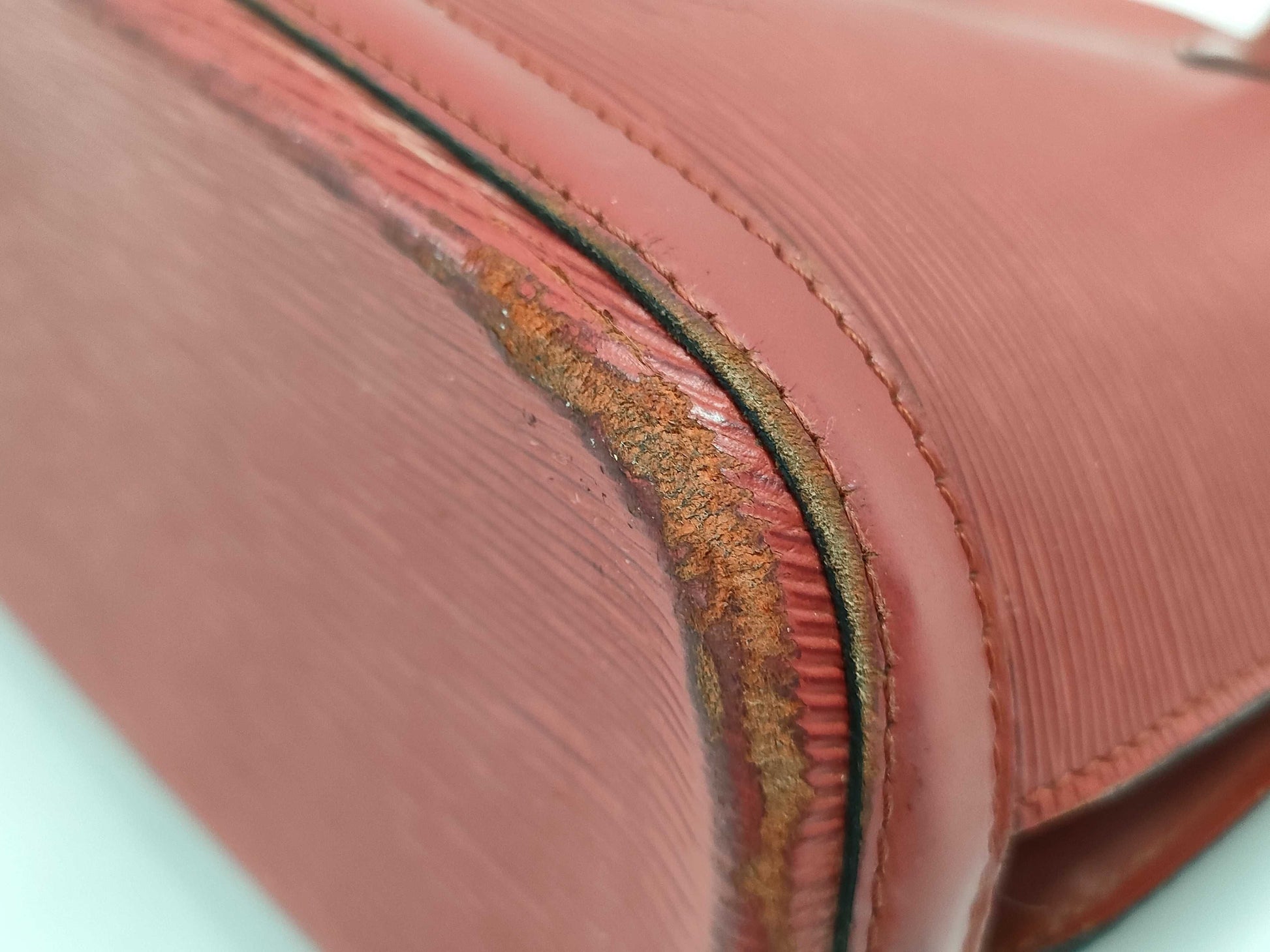 LOUIS VUITTON Epi Lussack Red Tote Bag