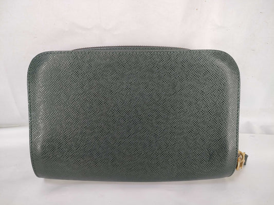 LOUIS VUITTON Taiga Episea Green Handbag