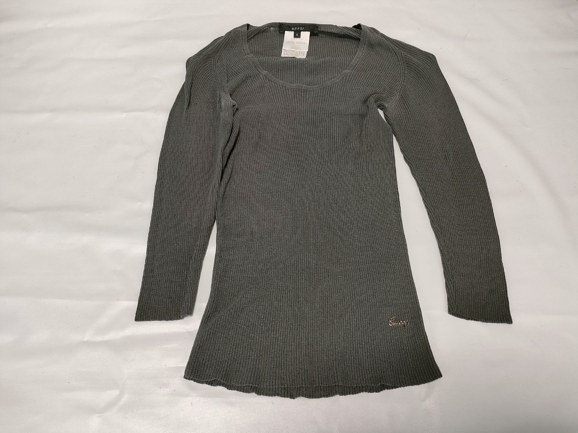GUCCI Long Sleeve Metal Logo Silk Top