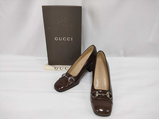 GUCCI Enamel Bit Metal Fittings 101 2292 7B Pumps