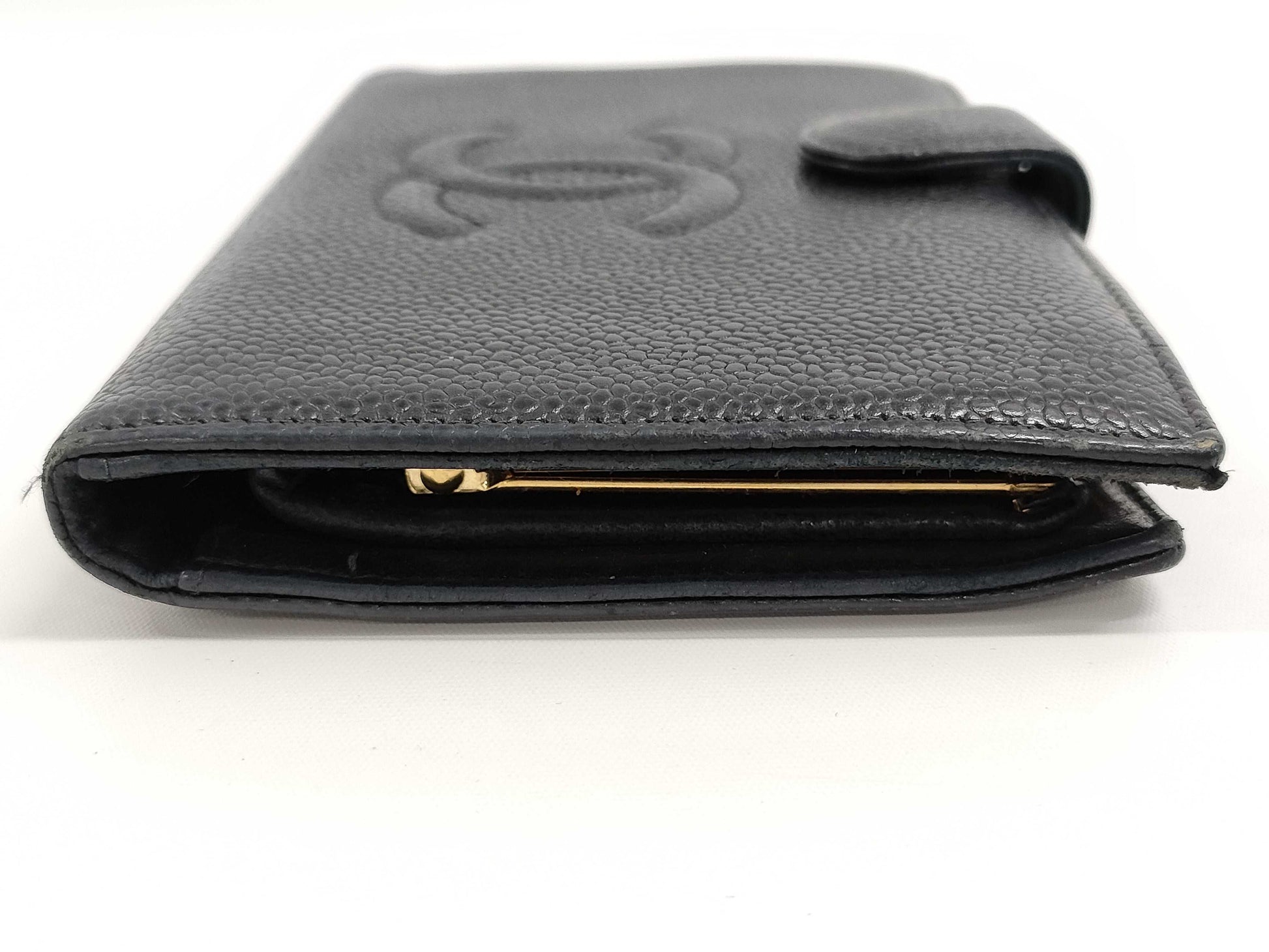 CHANEL Caviar Skin Long Wallet