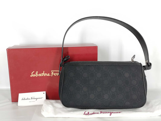 Salvatore Ferragamo Gancini handbag/shoulder bag