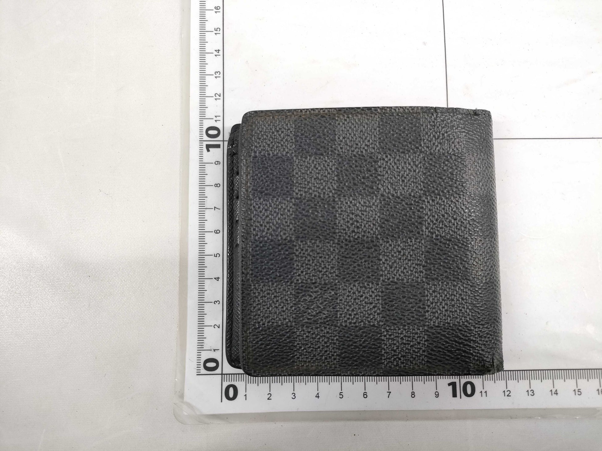 LOUIS VUITTON Damier Graphite Portefeuille Marco Wallet