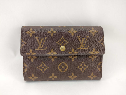 LOUIS VUITTON Monogram Tri-fold Wallet