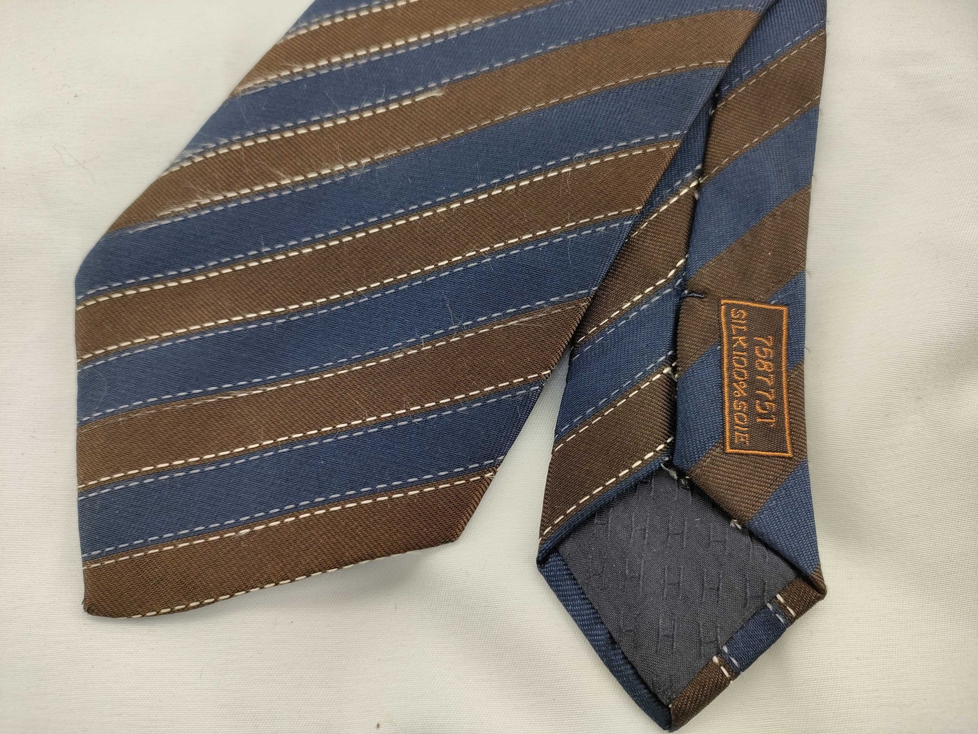 HERMES 758775T 100% Silk Tie