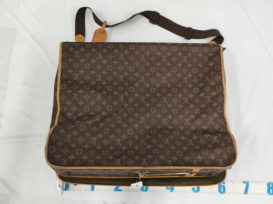 LOUIS VUITTON Monogram Garment Bag